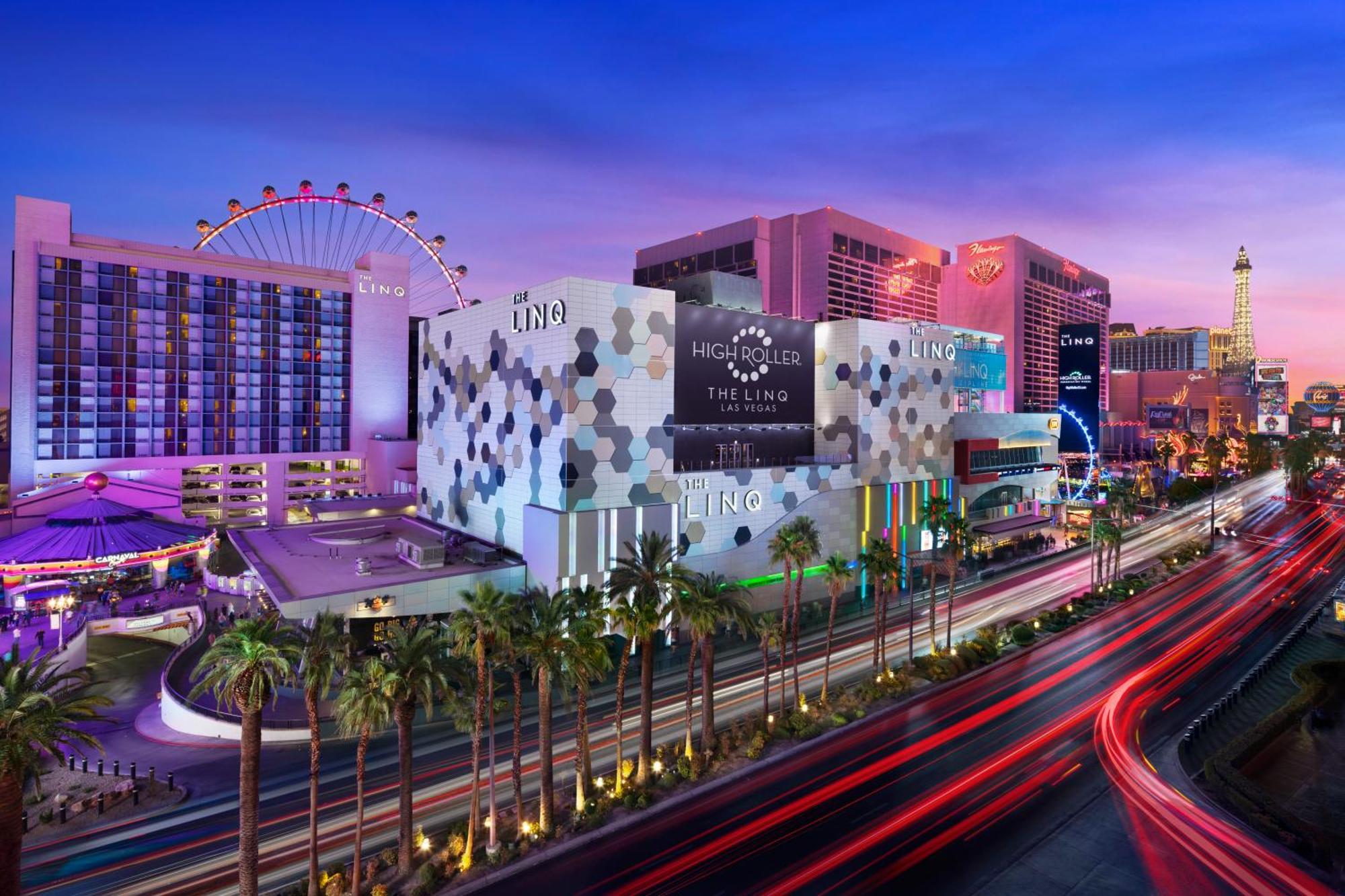 The Linq Hotel And Casino Las Vegas Exterior photo The Llagio