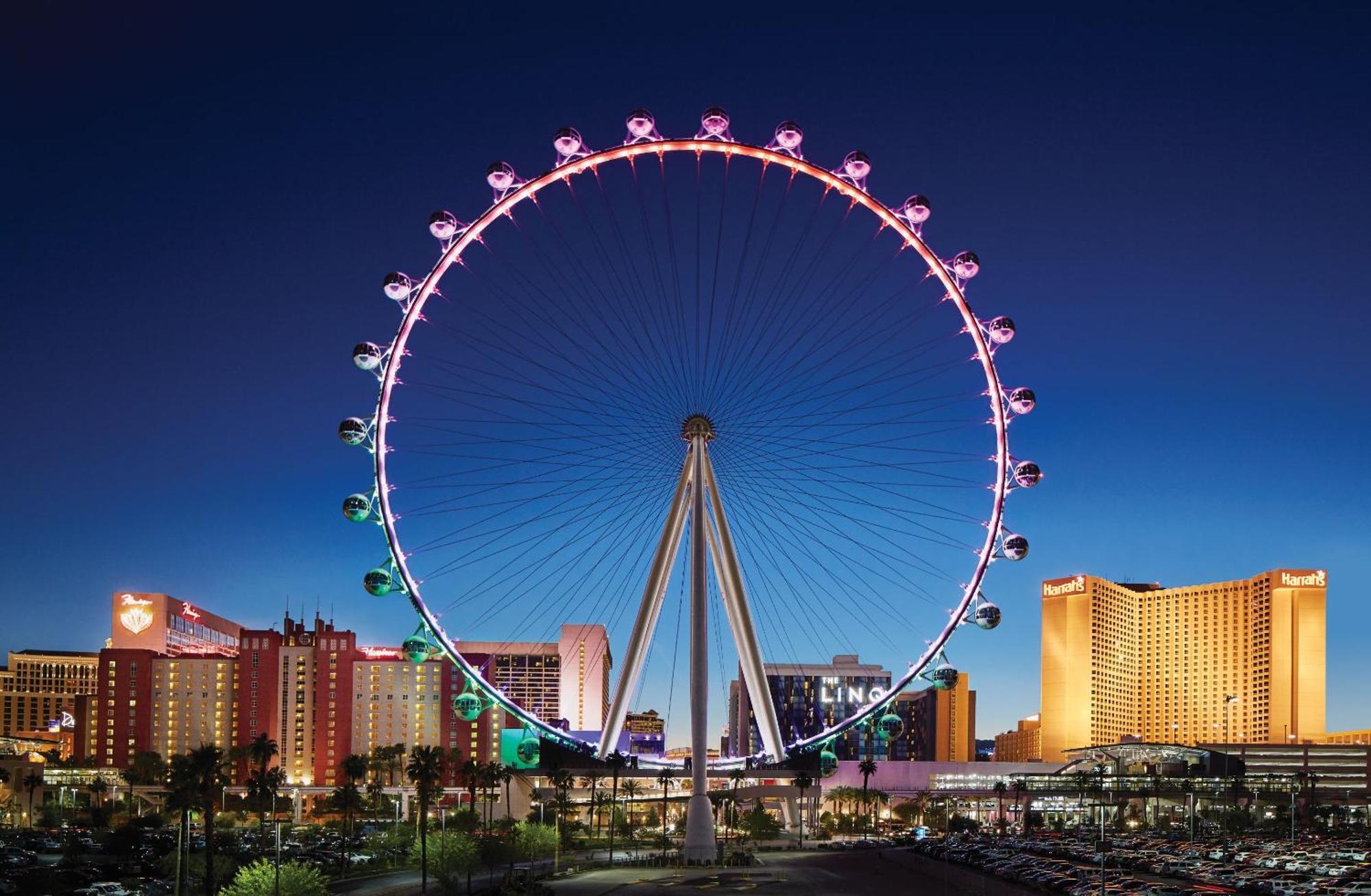 The Linq Hotel And Casino Las Vegas Exterior photo The strip at night
